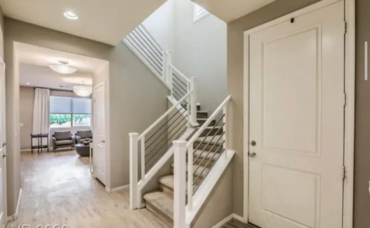 4 bed, 2367 sqft, $3,500 — Photo 3