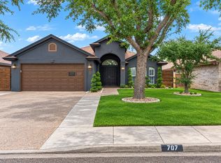 707 Ruby Rd, Laredo, TX 78045