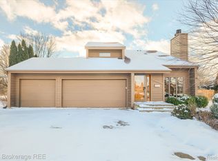 12312 Townline Rd, Grand Blanc, MI 48439