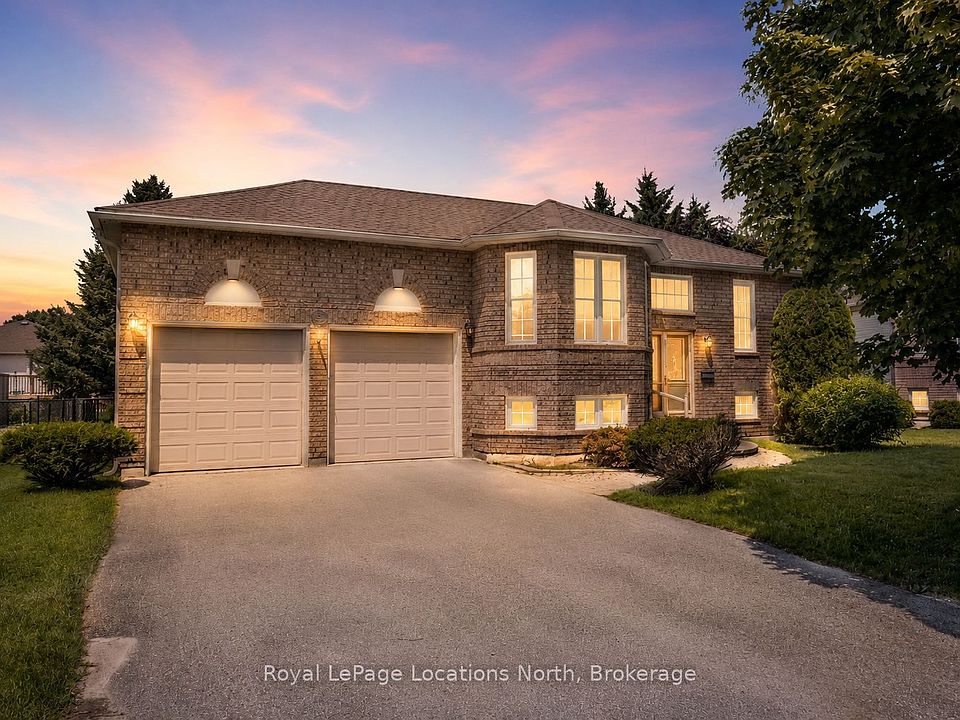 1st image of 31 Brouwer Cres
