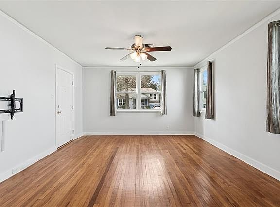 4th image of 155 Jefferson Heights Ave