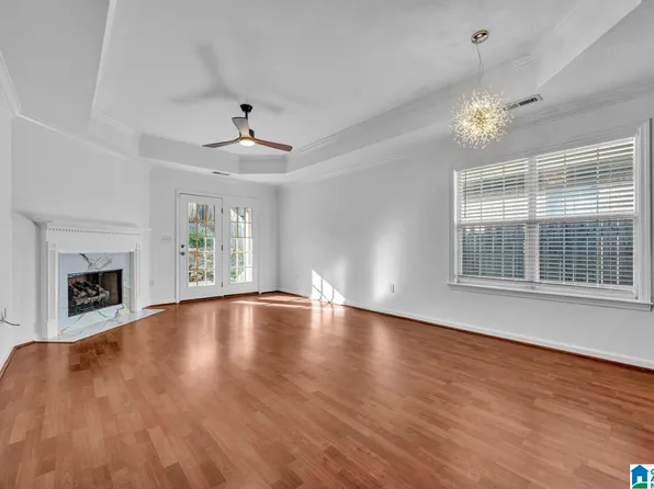 103 Springdale Dr, Gardendale, AL 35071