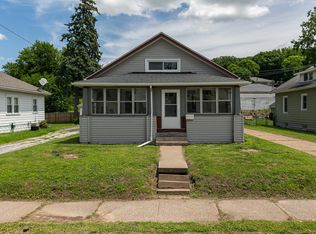 1827 13th St, Rock Island, IL 61201