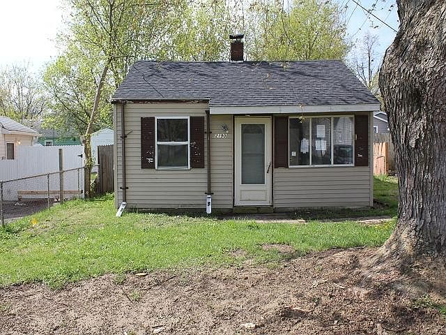 1st image of 2190 E Boatfield Ave