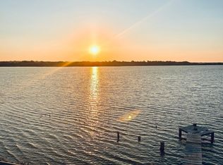 5745 Parkside Ct, Granbury, TX 76048