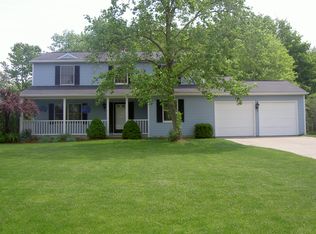 6957 Longview Dr, Solon, OH 44139
