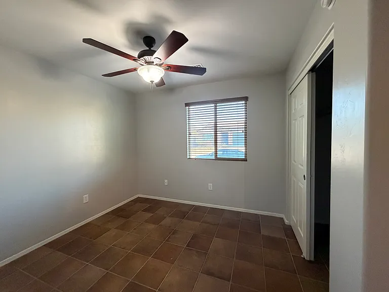 8969 N Country Home Ln — Photo 2