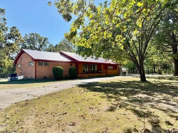 2630 White Dr, Batesville, AR 72501
