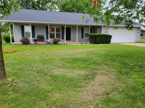 1813 S Morley St, Moberly, MO 65270