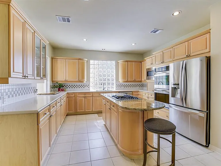 4545 Golf Vista Dr — Photo 6