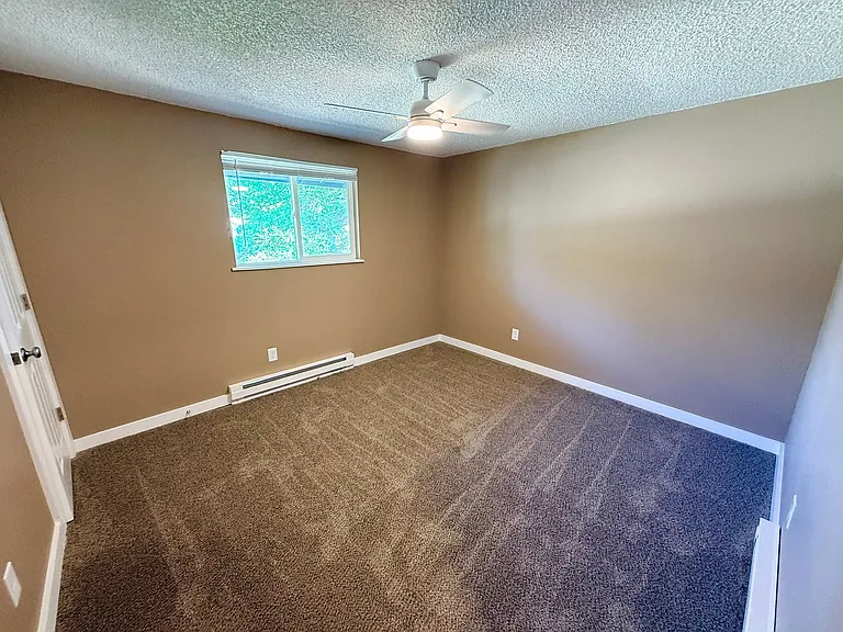 3617-3623 Butternut Dr — Photo 21