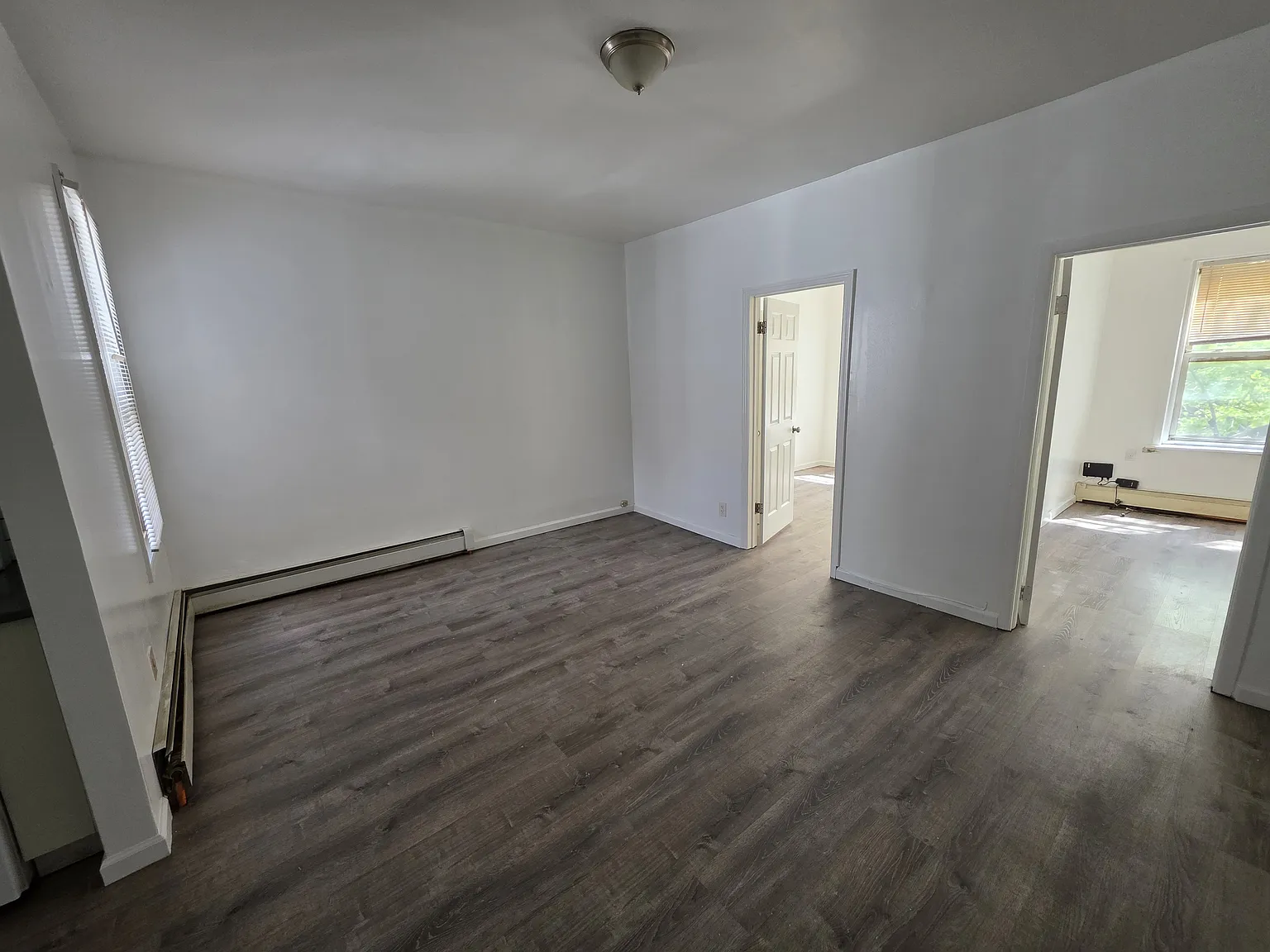 2 bed, 700 sqft, $2,795 — Photo 4