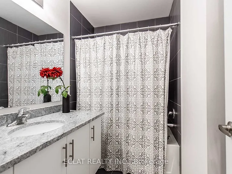 82 Bradbury Rd — Photo 16