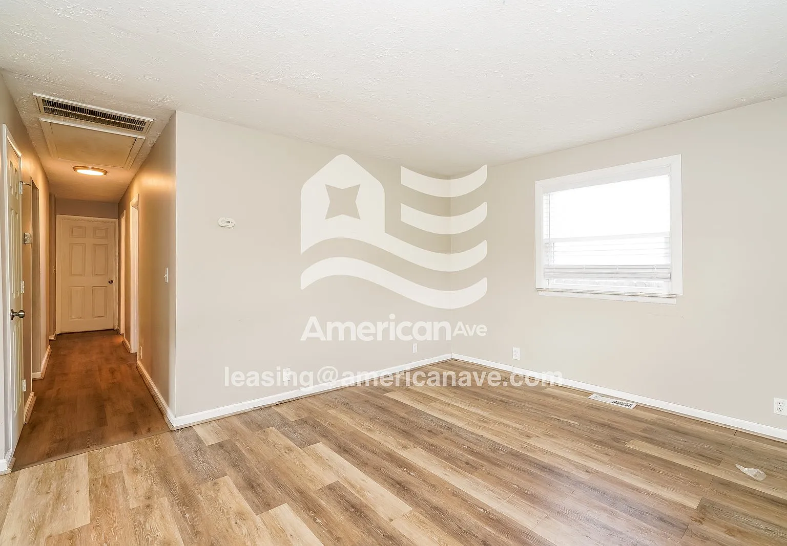 4 bed, 2.0 bath, 1411 sqft, $1,472 — Photo 2