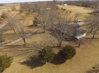 35 Walnut St, Garden City, MO 64747