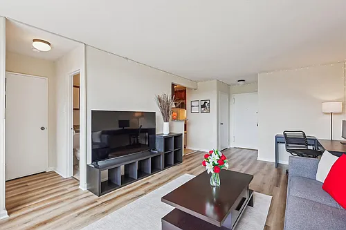 1011 Arlington Blvd #1005 Photo 1