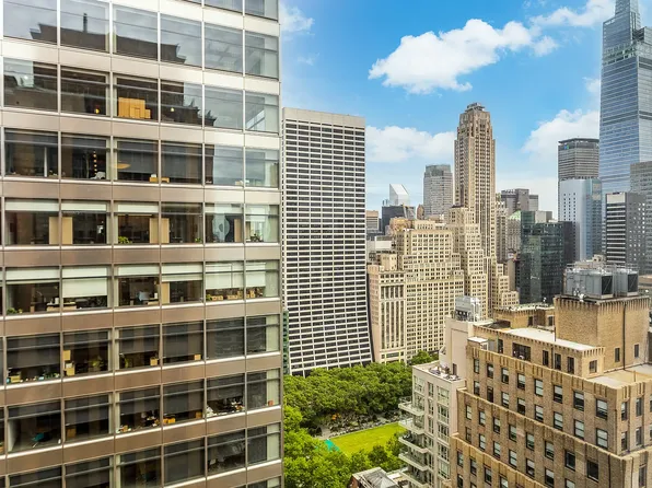 100 W 39th St APT 38C, New York, NY 10018
