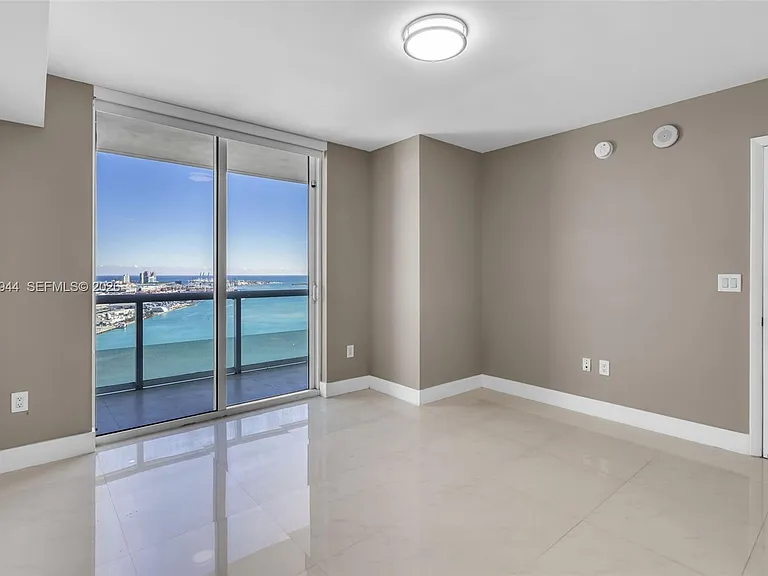 50 Biscayne Blvd #4002 — Photo 9