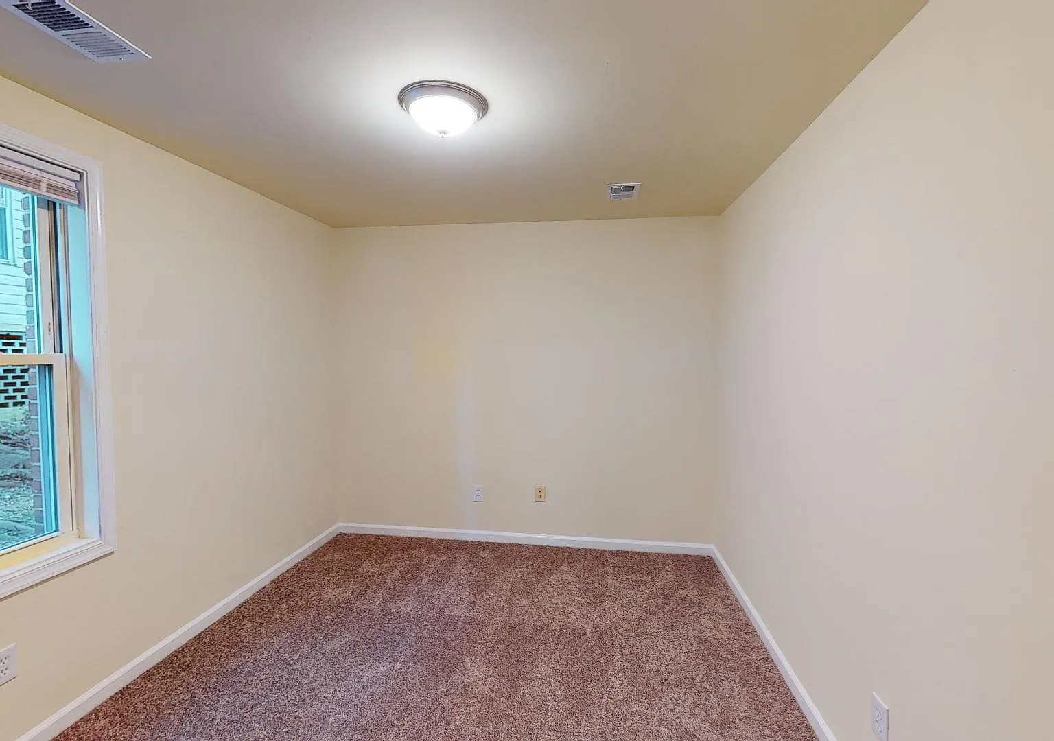 2 bed, 700 sqft, $1,399 — Photo 4