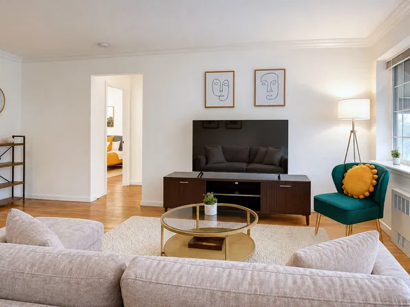 1450 Albion St APT 202, Denver, CO 80220