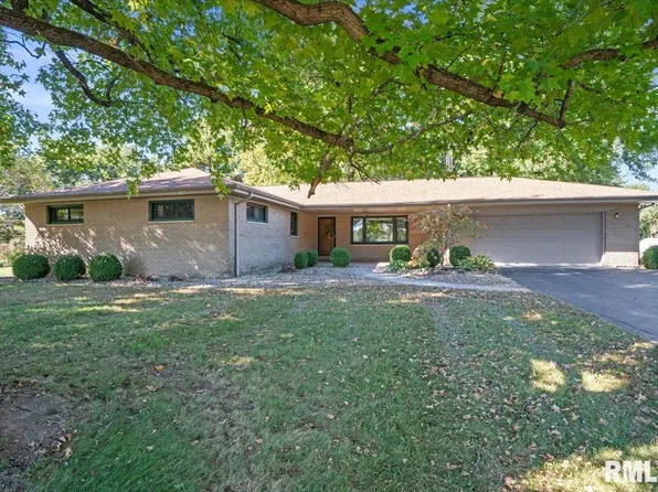 4777 Stagecoach Rd, Pleasant Plains, IL 62677
