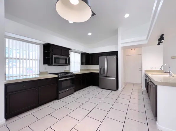 1503 Shadow Haven Ln, Las Vegas, NV 89183