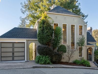 907 Portal Ave, Oakland, CA, 94610