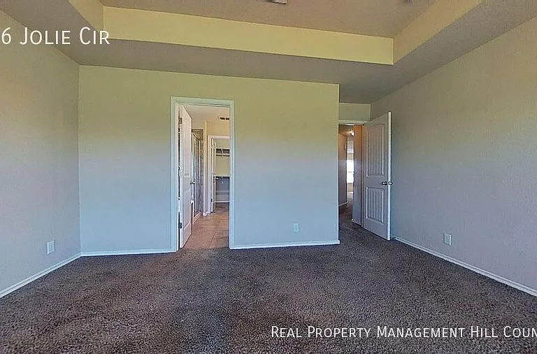 136 Jolie Cir — Photo 10