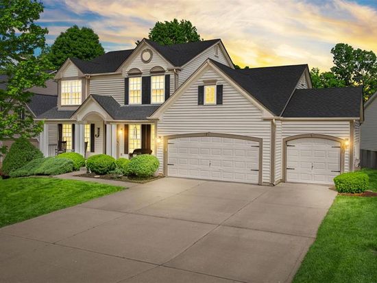 12 Lambeth Ln #11B, O'Fallon, MO 63368