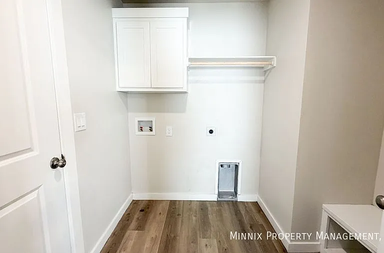 409 E 80th St — Photo 14