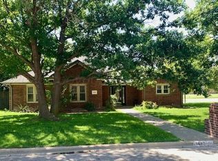 1602 Texas St, Perryton, TX 79070