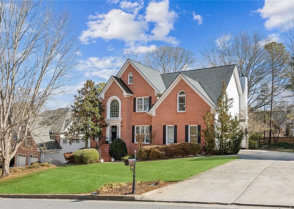 1st image of 1384 Carrington Way