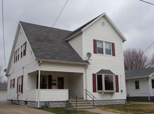 510 E Chestnut St, Robinson, IL 62454