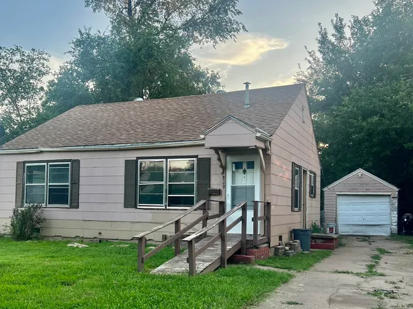 809 N Volutsia Ave, Wichita, KS 67214