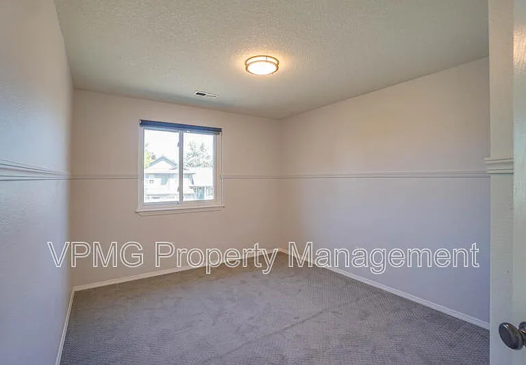 203 NW 146th St — Photo 32