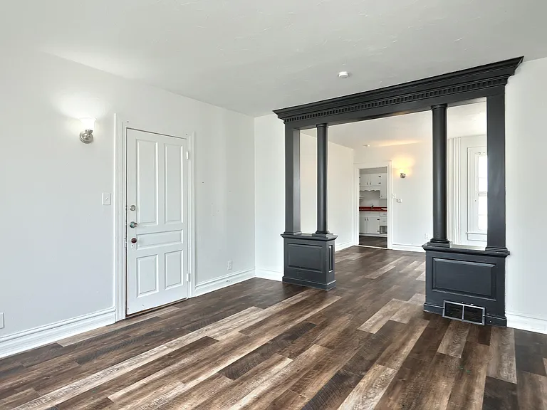 301 N Queen St #1 — Photo 6