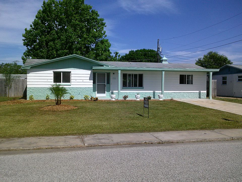 1st image of 3236 Sanford Dr