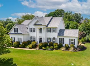 102 Harewood Ct, Easley, SC 29642