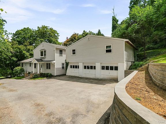 4th image of 88 Pines Bridge Road