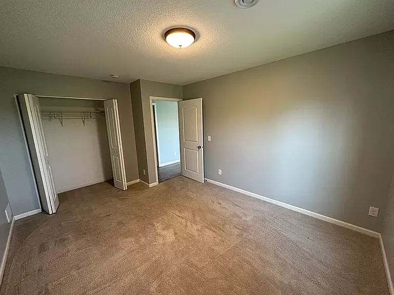 15134 Edgewood Ave — Photo 18