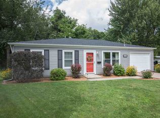 3303 9th St, East Moline, IL 61244