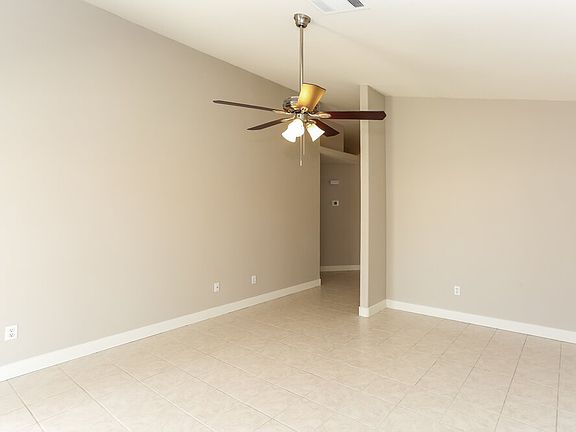 4th image of 3524 Golden Pedal St