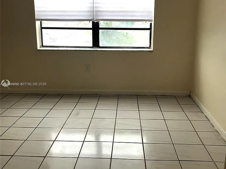 1325 W 68th St #221 — Photo 11
