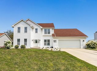 3174 Atlantis Dr, Green Bay, WI 54313
