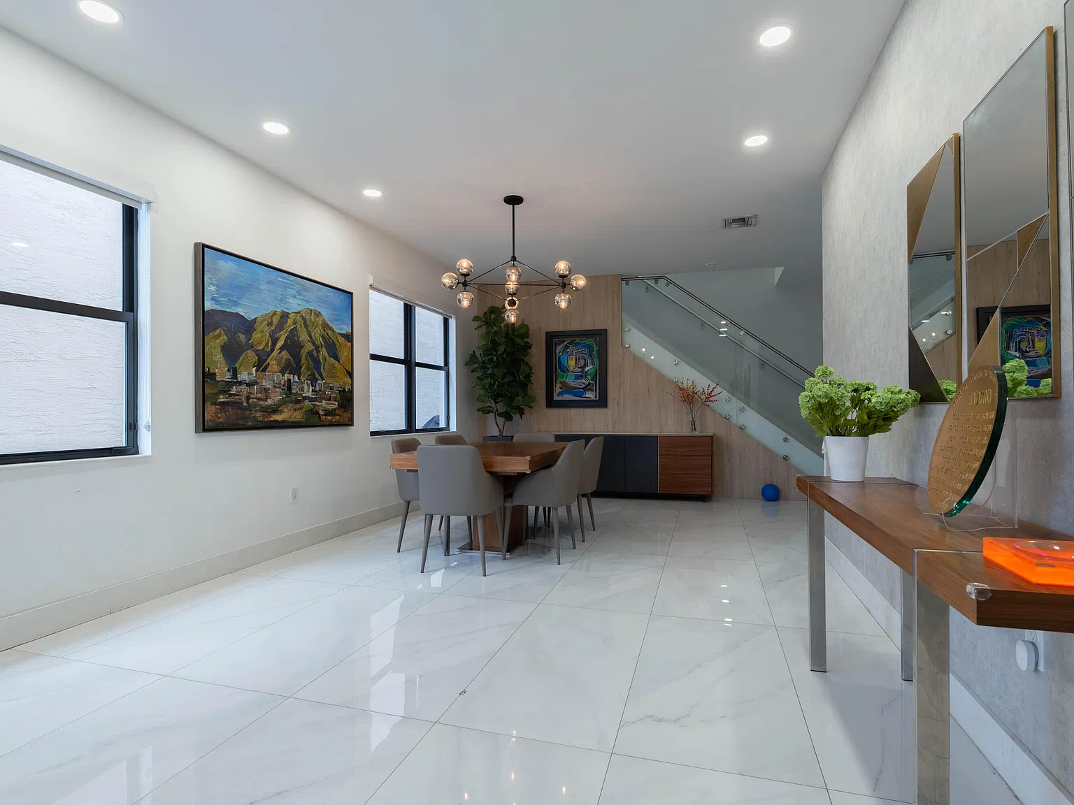 5 bed, 4.0 bath, 2702 sqft, $6,200 — Photo 4
