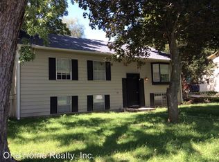 5502 Ripley St, Saint Joseph, MO 64506