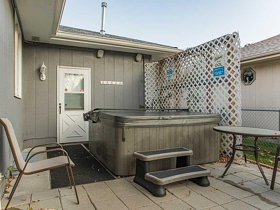 4th image of 3021 Avenue M