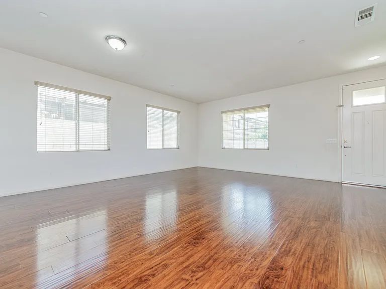 6954 Stanza Ct — Photo 22