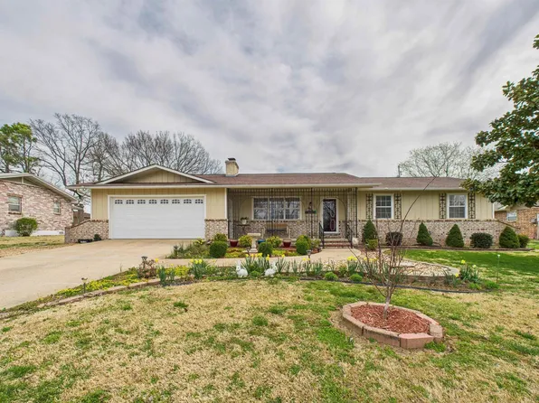 609 Redbud St, Mountain Home, AR 72653
