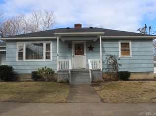 201 River St, Rochester, NY 14612